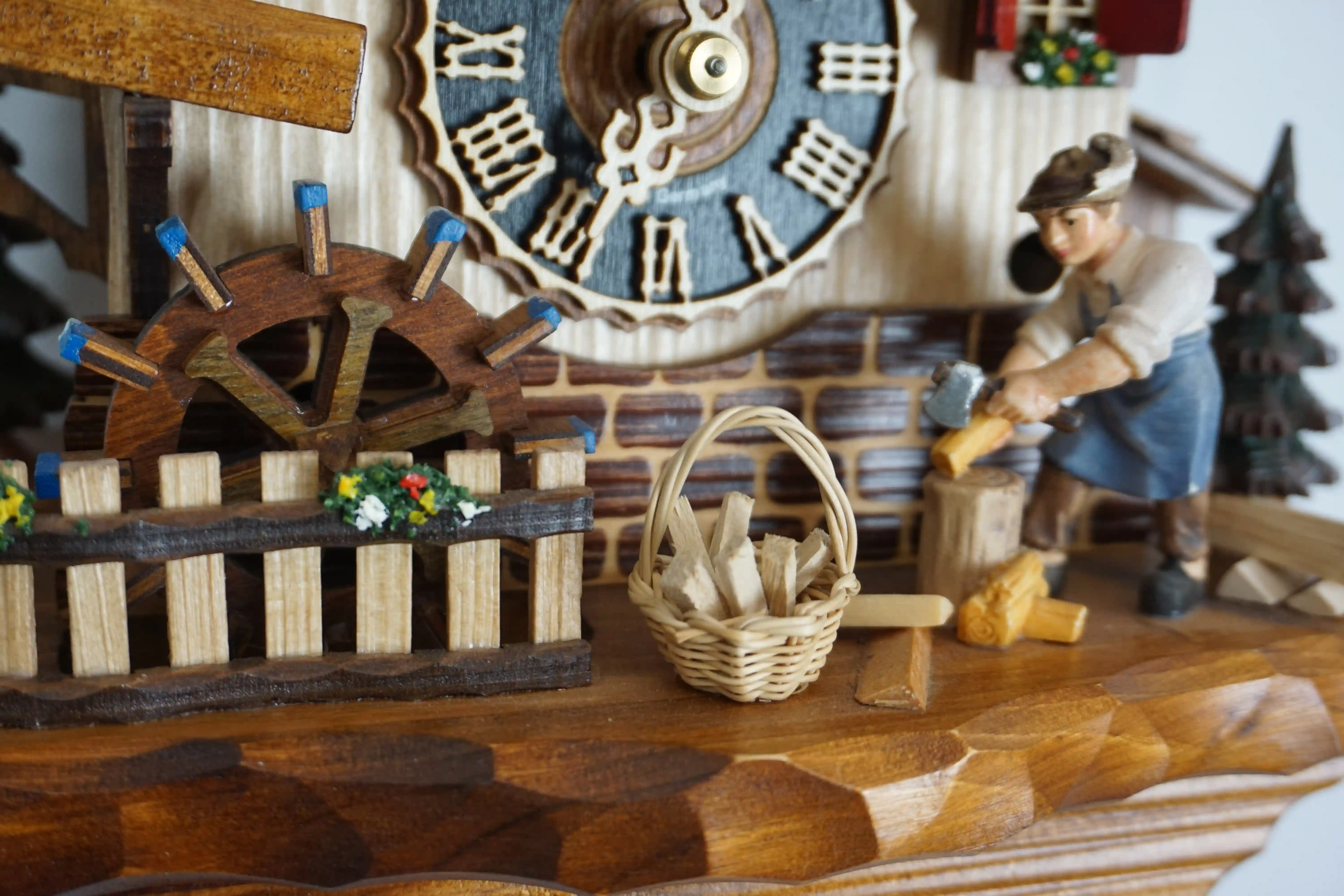 Cuckoo Clock | Wood Chopper | 1 Day Movement with Music | 742071028