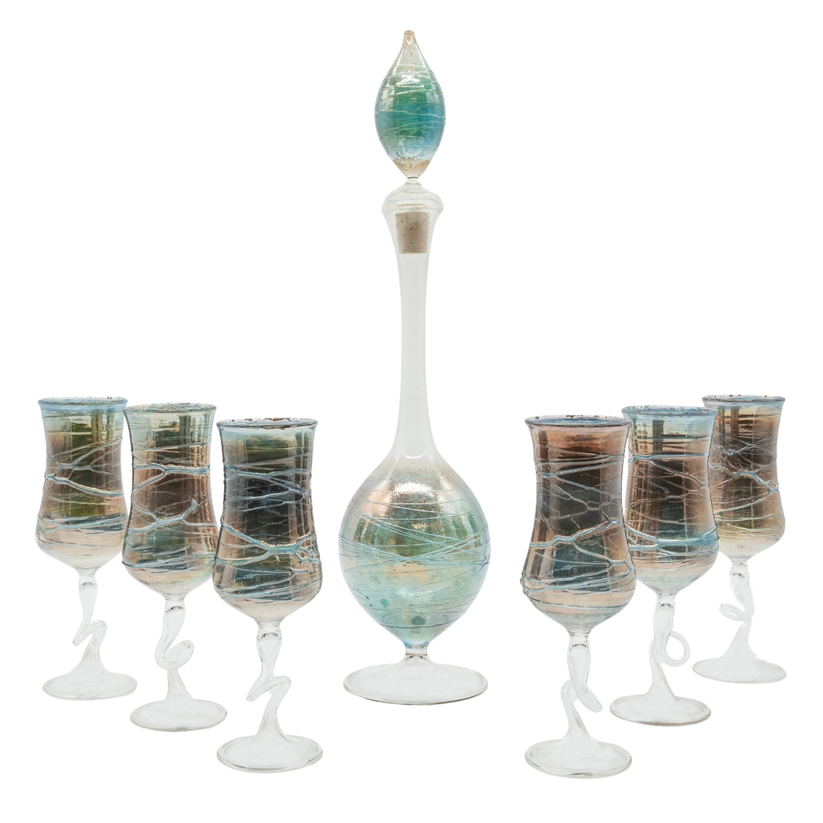 Hell Valley Decanter Blue (2) Beautiful blue fine glass decanter from the Hell Valley set, handmade by our glassblower in our very own glassmanufactory in the Black Forest Hofgut Sternen